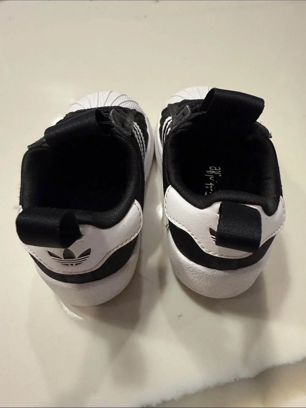 adidas Kids Superstar Sneakers - Black and White - 6 Toddler